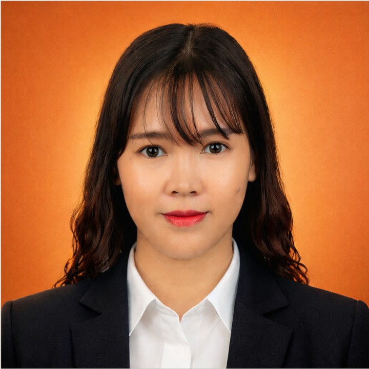 Nikki Genio, Social Media at Custom Banker Bags